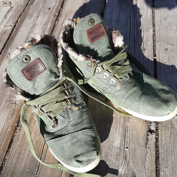 TOMS Highland botas in Highland Green Leopard Fleece women’s size 8.5W - Picture 12 of 12